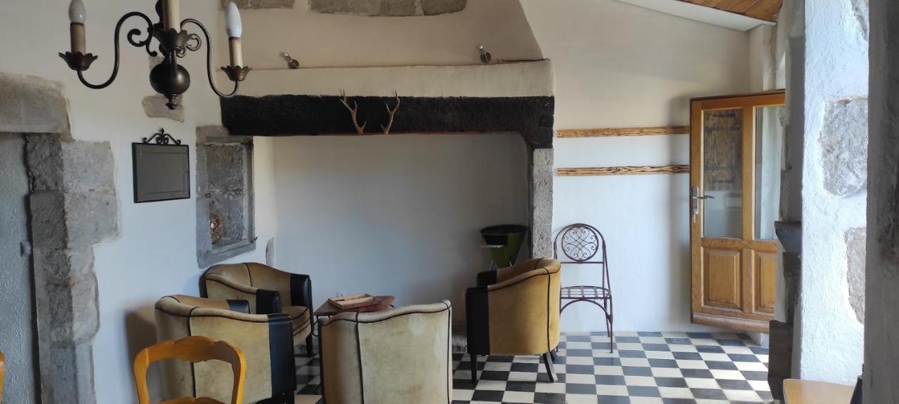 Maison Pierre Et Voute Au Coeur Du Village Balazuc Exterior foto